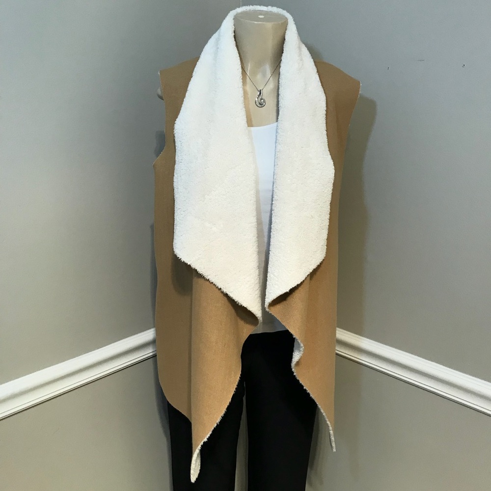 SPLENDID Tan & Cream Sherpa Vest Pockets Size M
